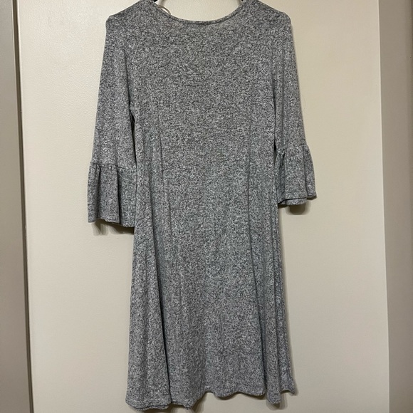 Monteau Grey Sweater Dress Flowy Bell Sleeves Fall Winter Casual Heathred Dress - Picture 3 of 4